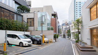 竹下通りの駐車場｜土日安い500円〜の穴場8選