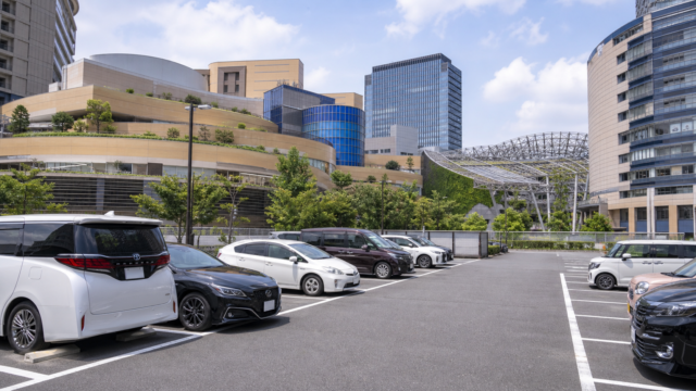 なんばパークスの駐車場｜土日安い500円〜の穴場8選